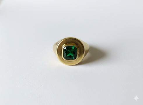 VINTAGE STONE RING