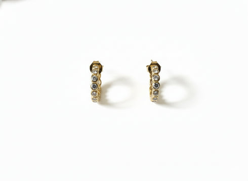 MINIMALIST DOUBLE HOOPS