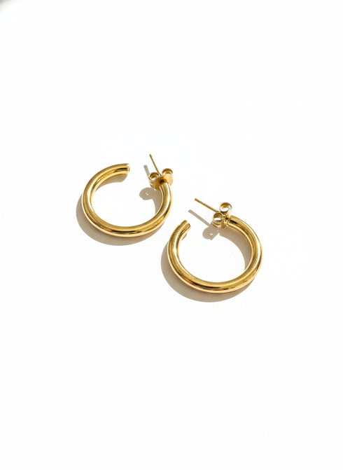 CLASSIC GOLD HOOPS