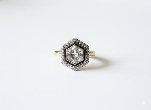 VICTORIAN RING