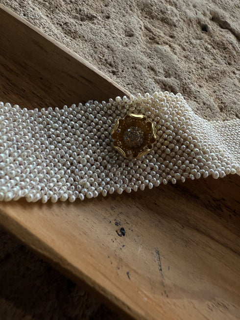 PEARL FLOWER CHOKER