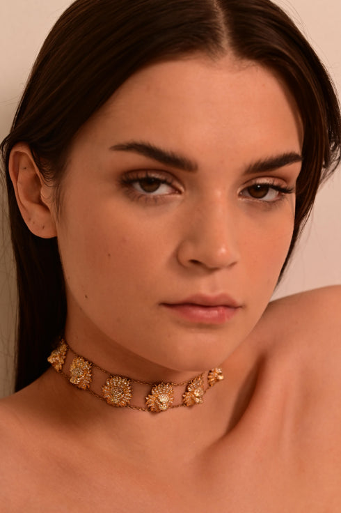 SPARKLING GOLD LION CHOKER