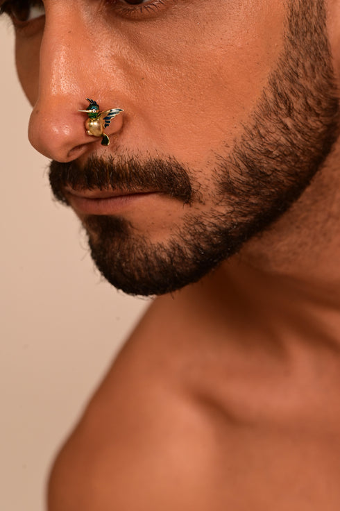 HUMMING BIRD NOSE PIN
